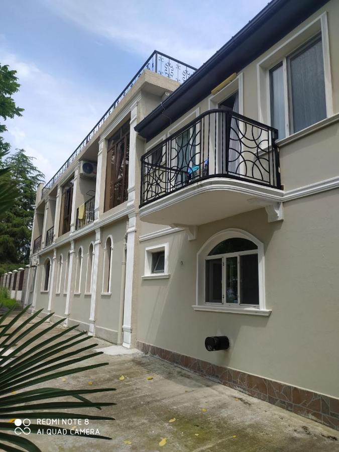 차크비 House On Moryakov 55 아파트 호텔 외부 사진
