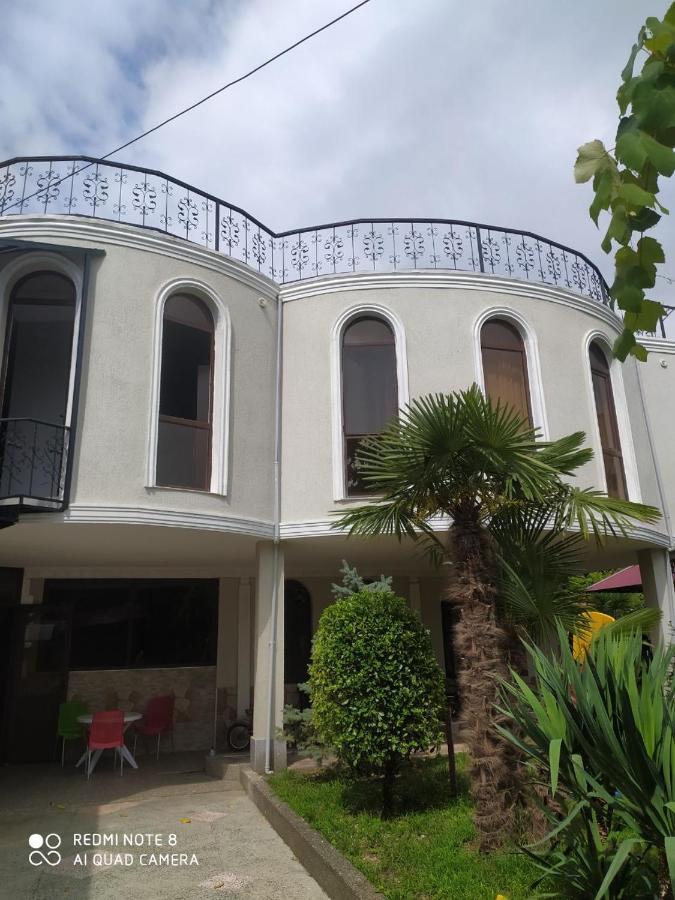 차크비 House On Moryakov 55 아파트 호텔 외부 사진
