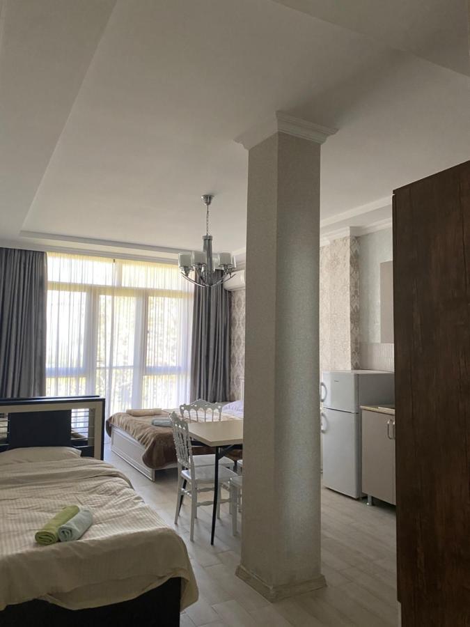 차크비 House On Moryakov 55 아파트 호텔 외부 사진